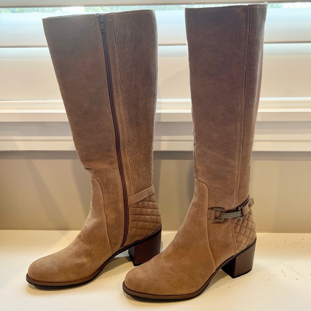 White Mountain Tan Suede Knee boot, 10